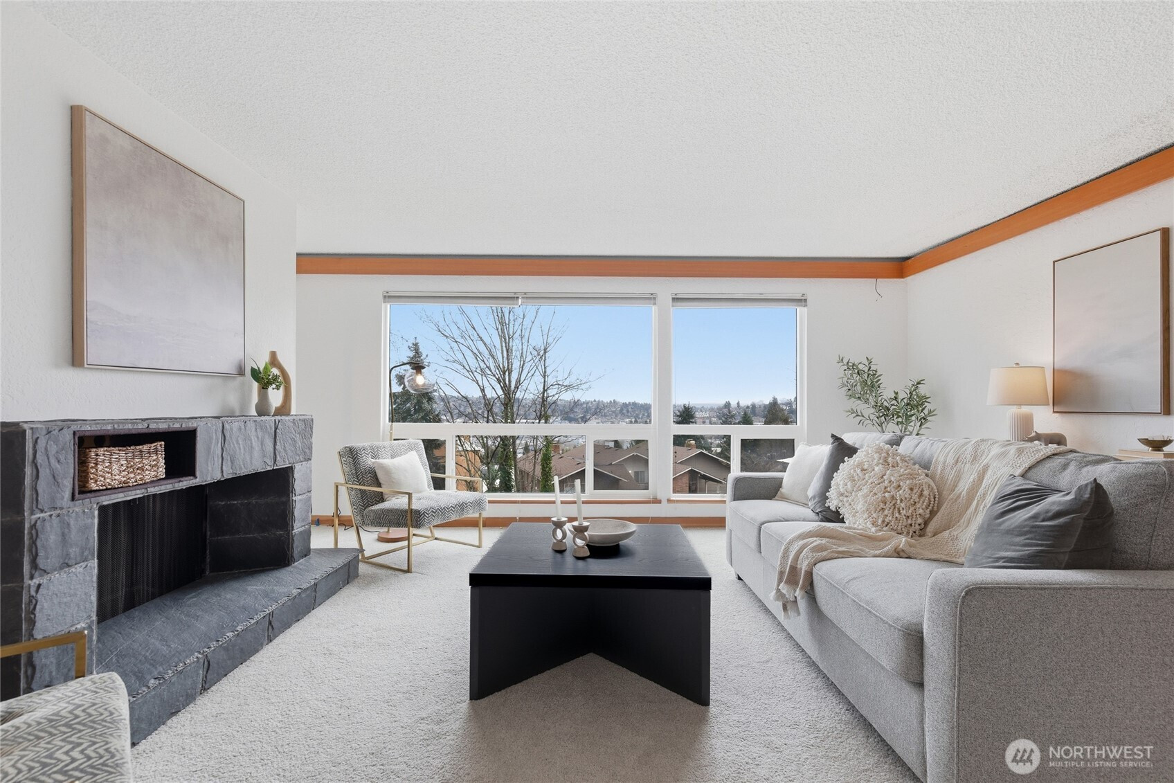 2500 W Manor Place, Seattle, WA 98199