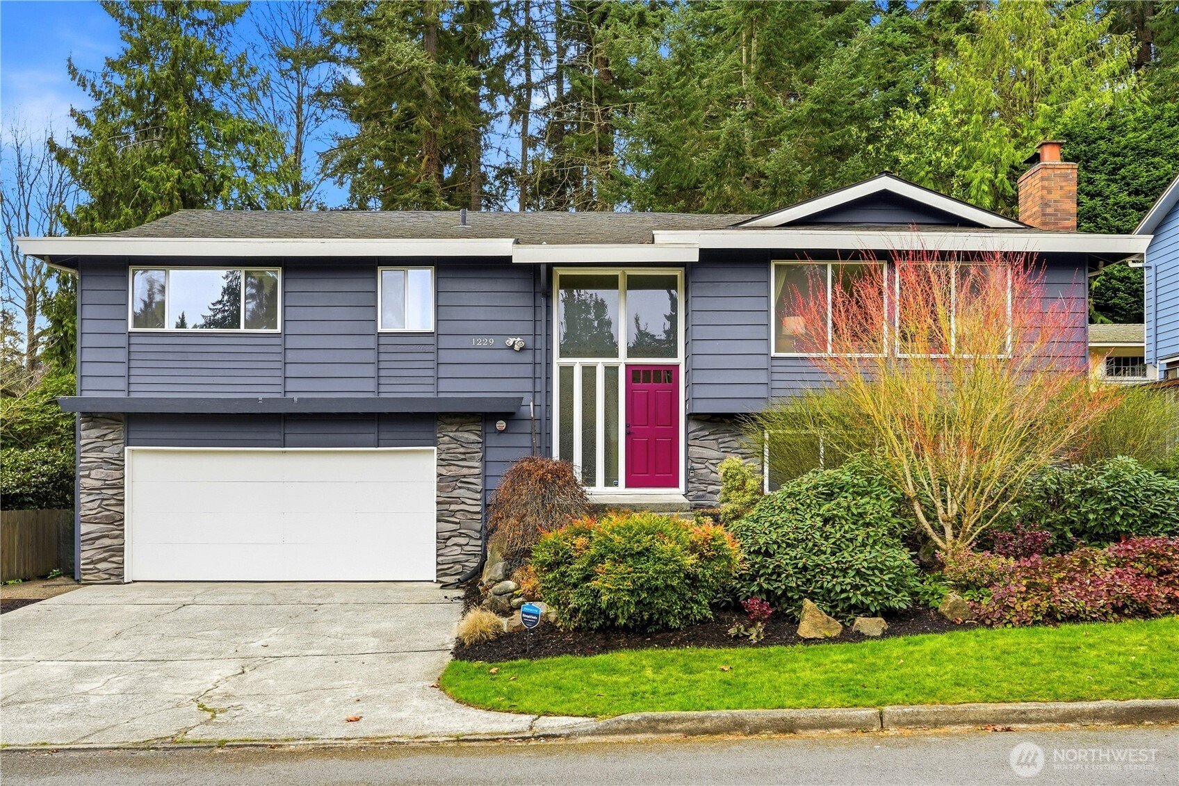 1229 NW 201st Street, Shoreline, WA 98177