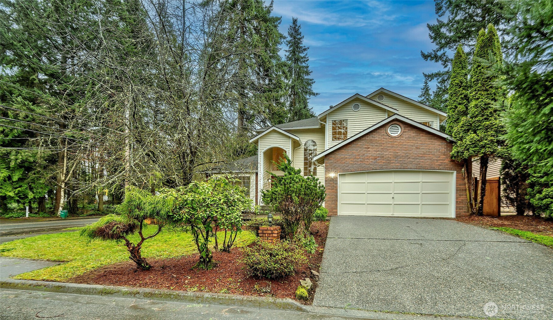13133 NW 74th Street, Kirkland, WA 98033