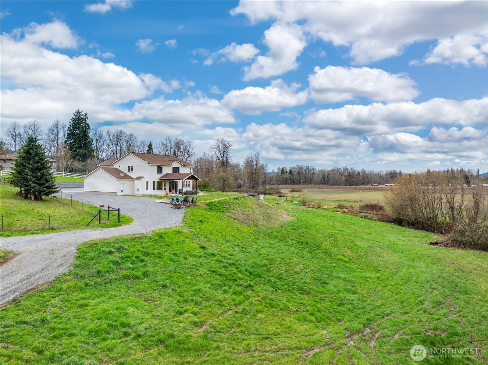 10605 164th Avenue Ct E, Bonney Lake, WA 98391