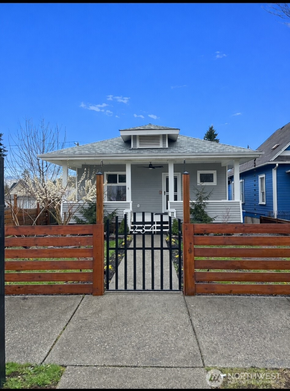 234 S Ferry Avenue, Monroe, WA 98272