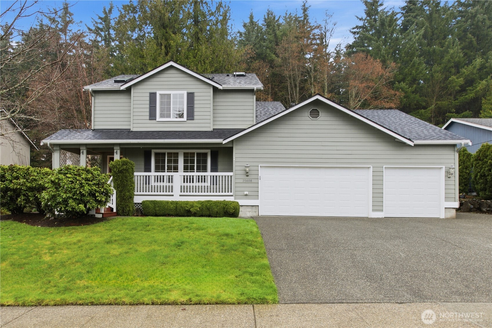 25608 Cumberland Way, Black Diamond, WA 98010