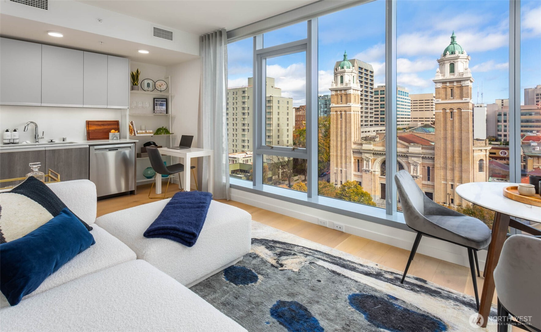 800 Columbia Street, Seattle, WA 98104