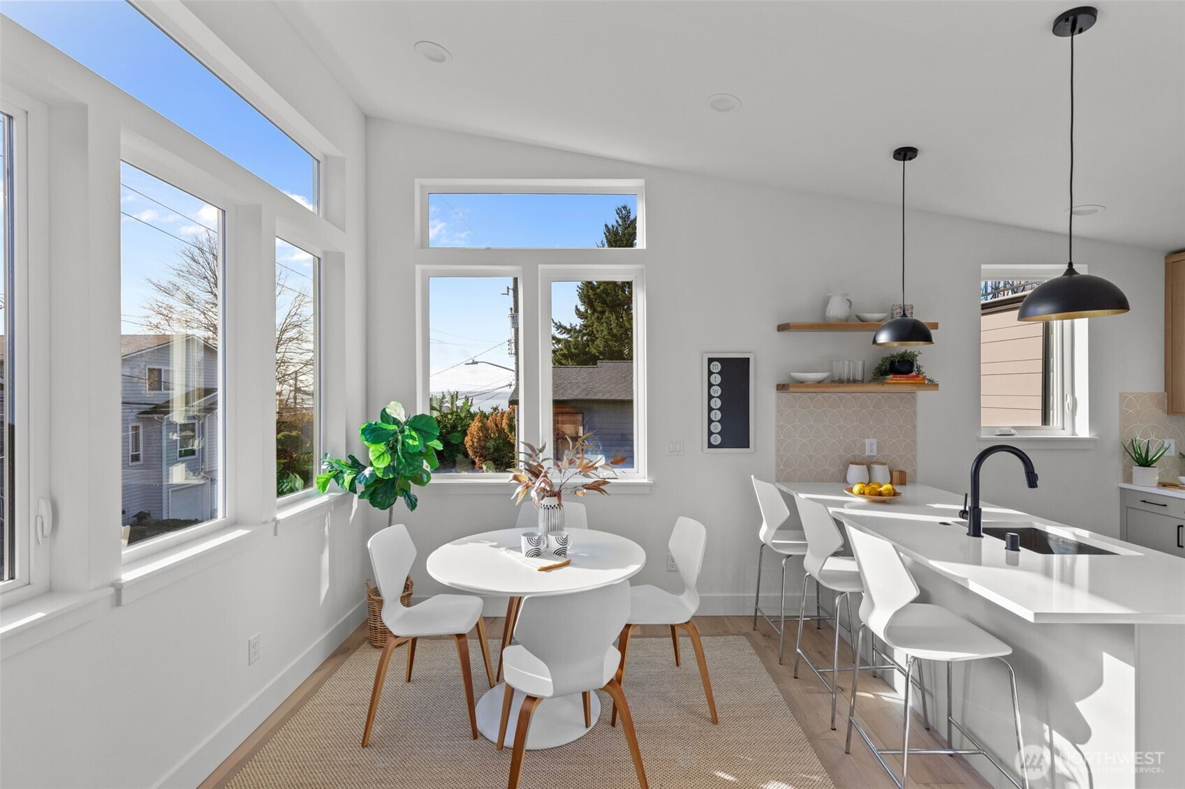 8407 42nd Avenue SW, Seattle, WA 98136