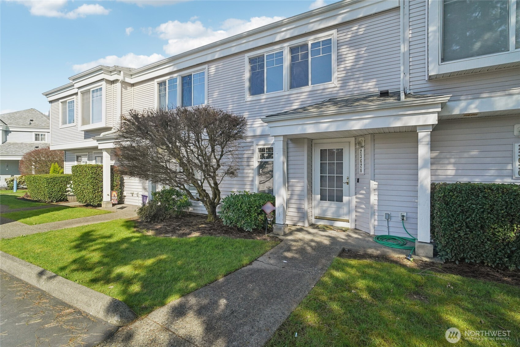 23628 55th Place S, Kent, WA 98032