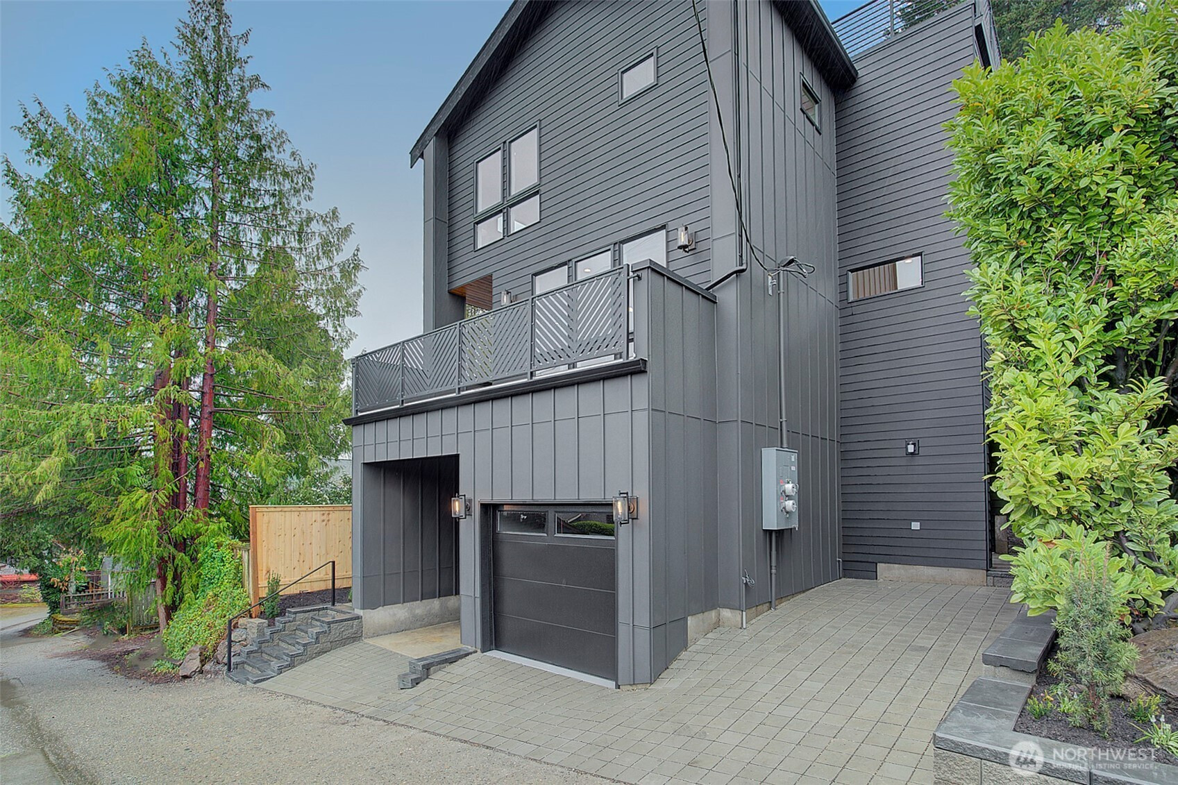 7341 California Avenue SW, Seattle, WA 98136