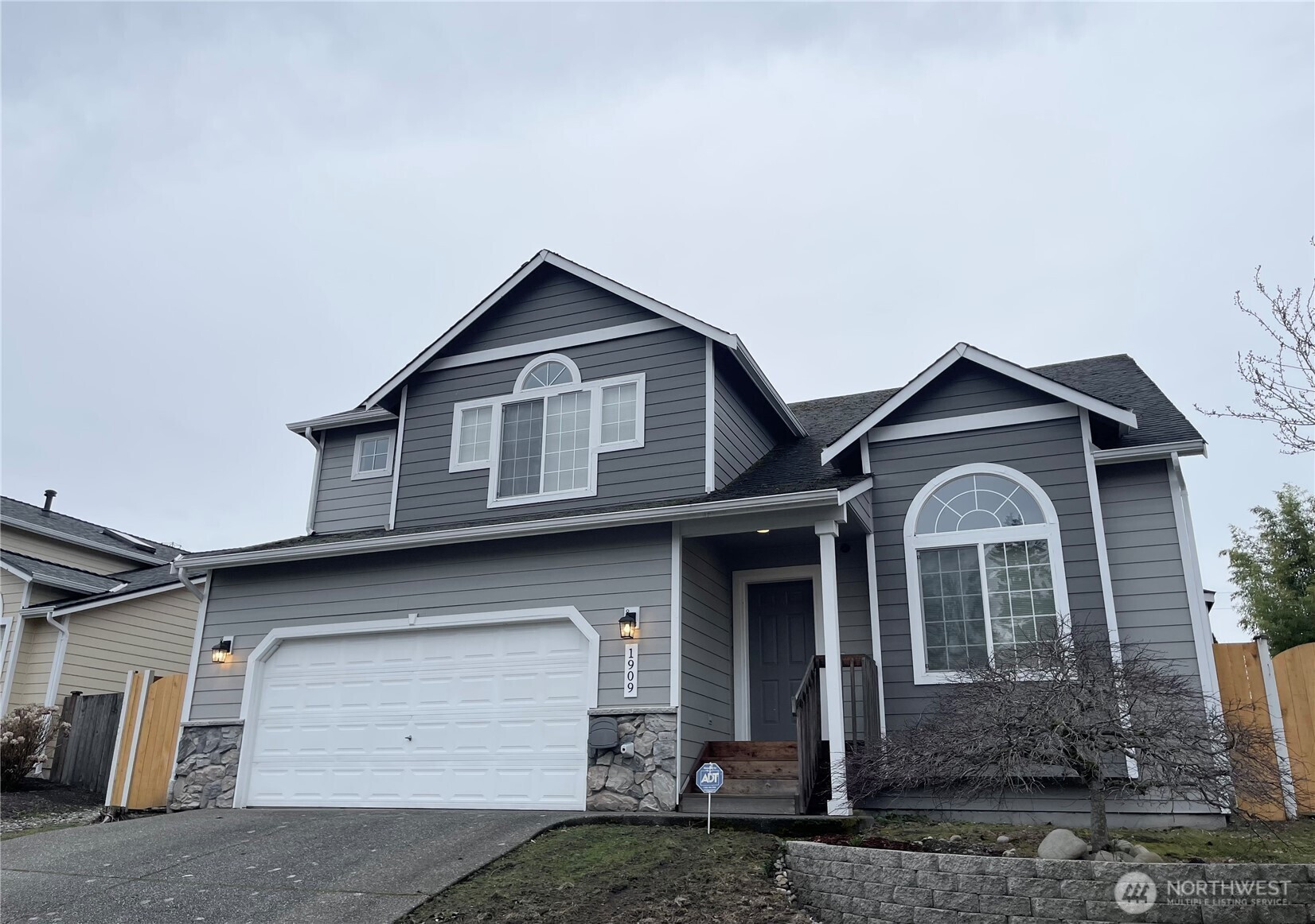 1909 Redmond Avenue NE, Renton, WA 98056