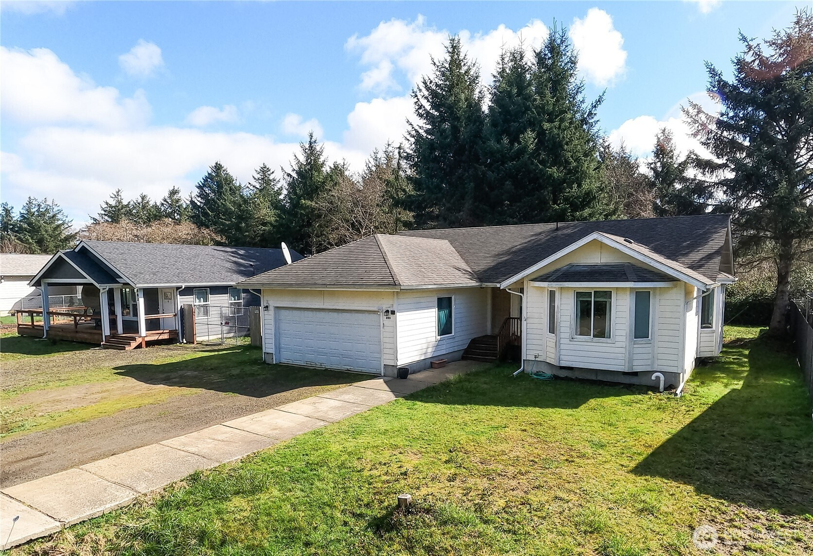 890 Vagabond Avenue SW, Ocean Shores, WA 98569