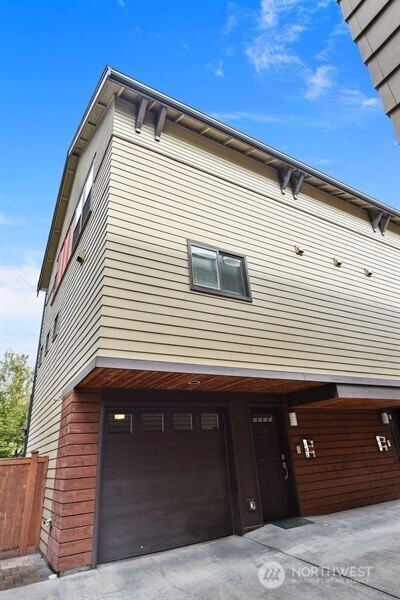 2620 NW 57th Street, Seattle, WA 98107