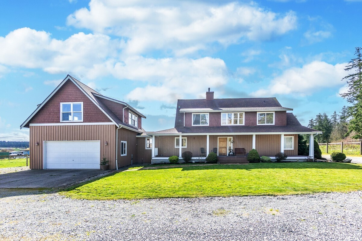 1013 Mallard Lane, Camano Island, WA 98282