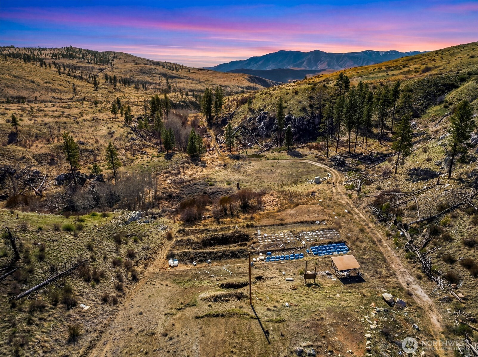 576 Indian Dan Canyon, Brewster, WA 98812