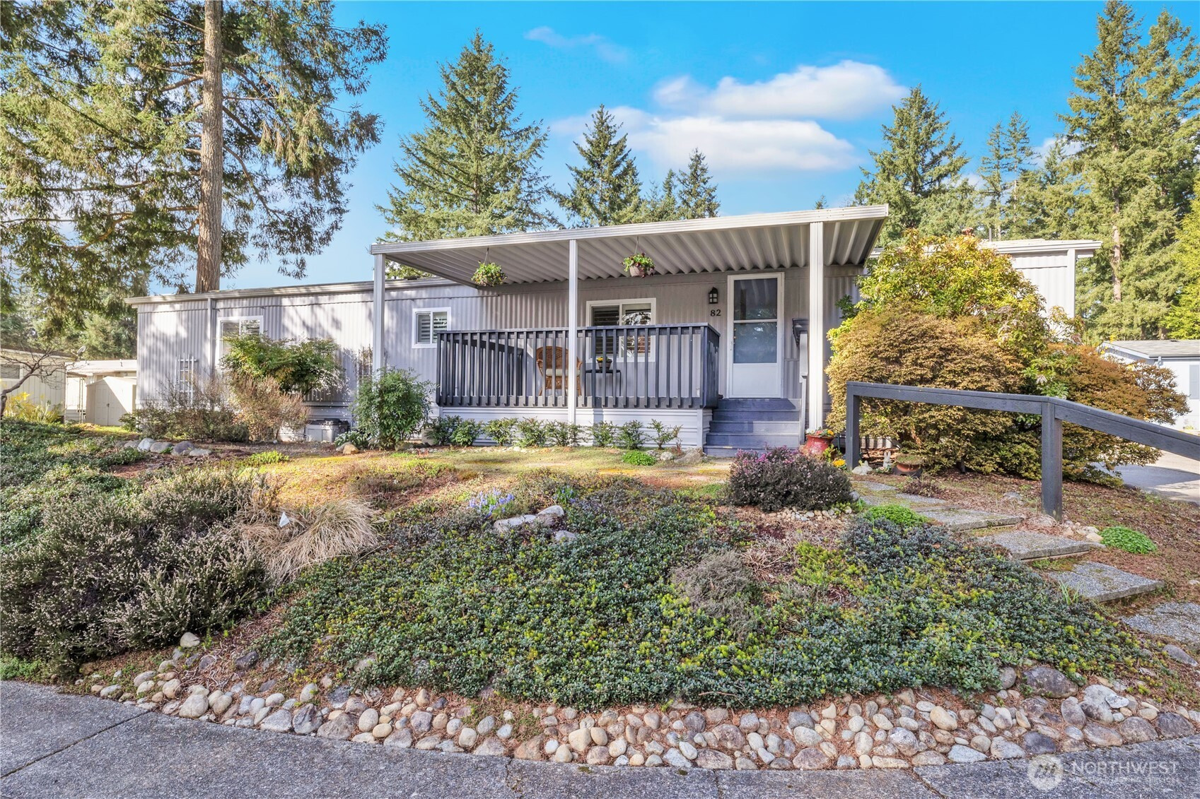 18425 NE 95th Street, Redmond, WA 98052