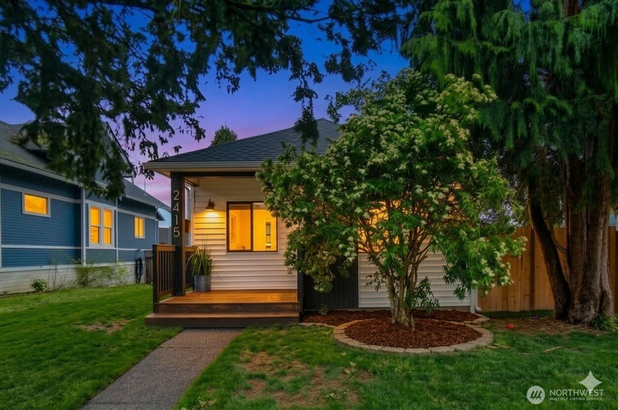 2415 Cedar Street, Everett, WA 98201