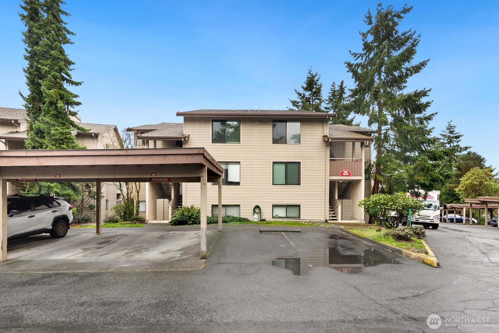 15175 Sunwood Boulevard, Tukwila, WA 98188