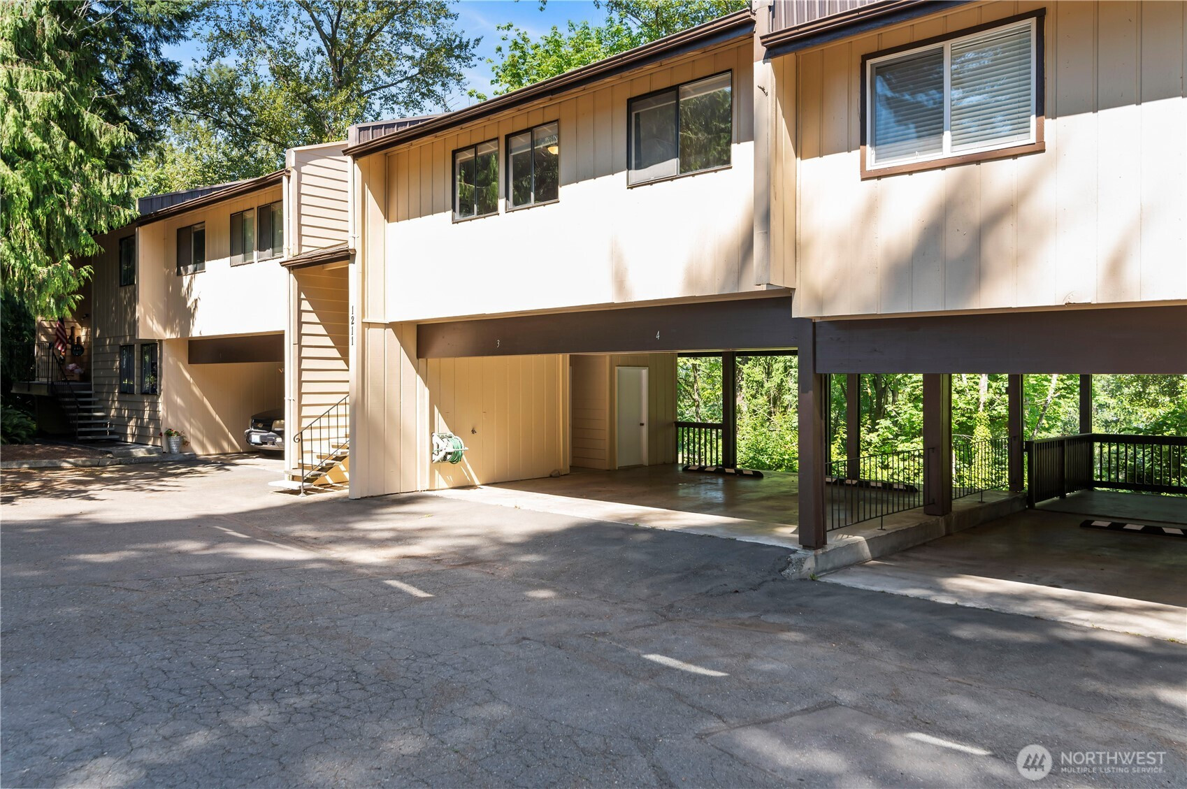 1211 N 8th Street, Mount Vernon, WA 98273