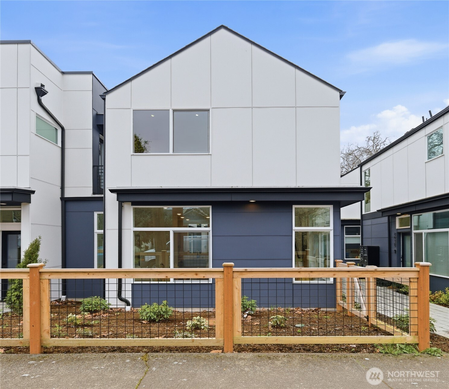 809 S Sullivan Street, Seattle, WA 98108