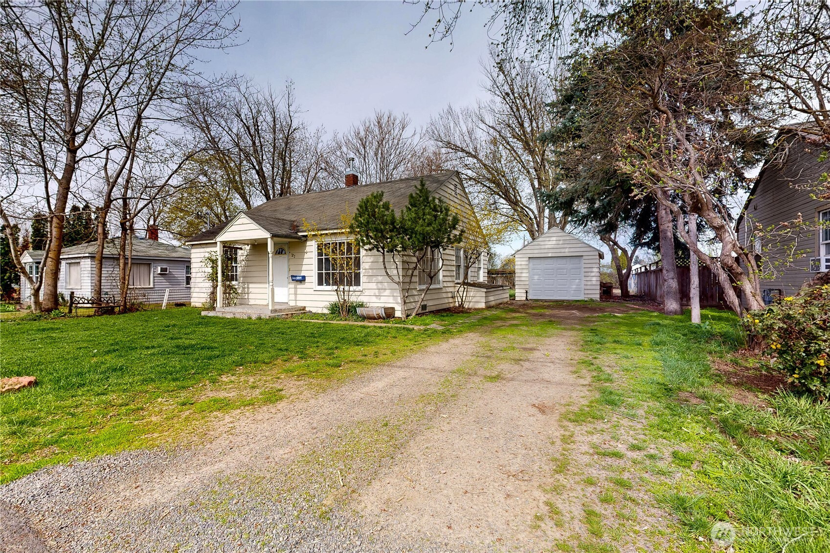 522 SW First, College Place, WA 99324