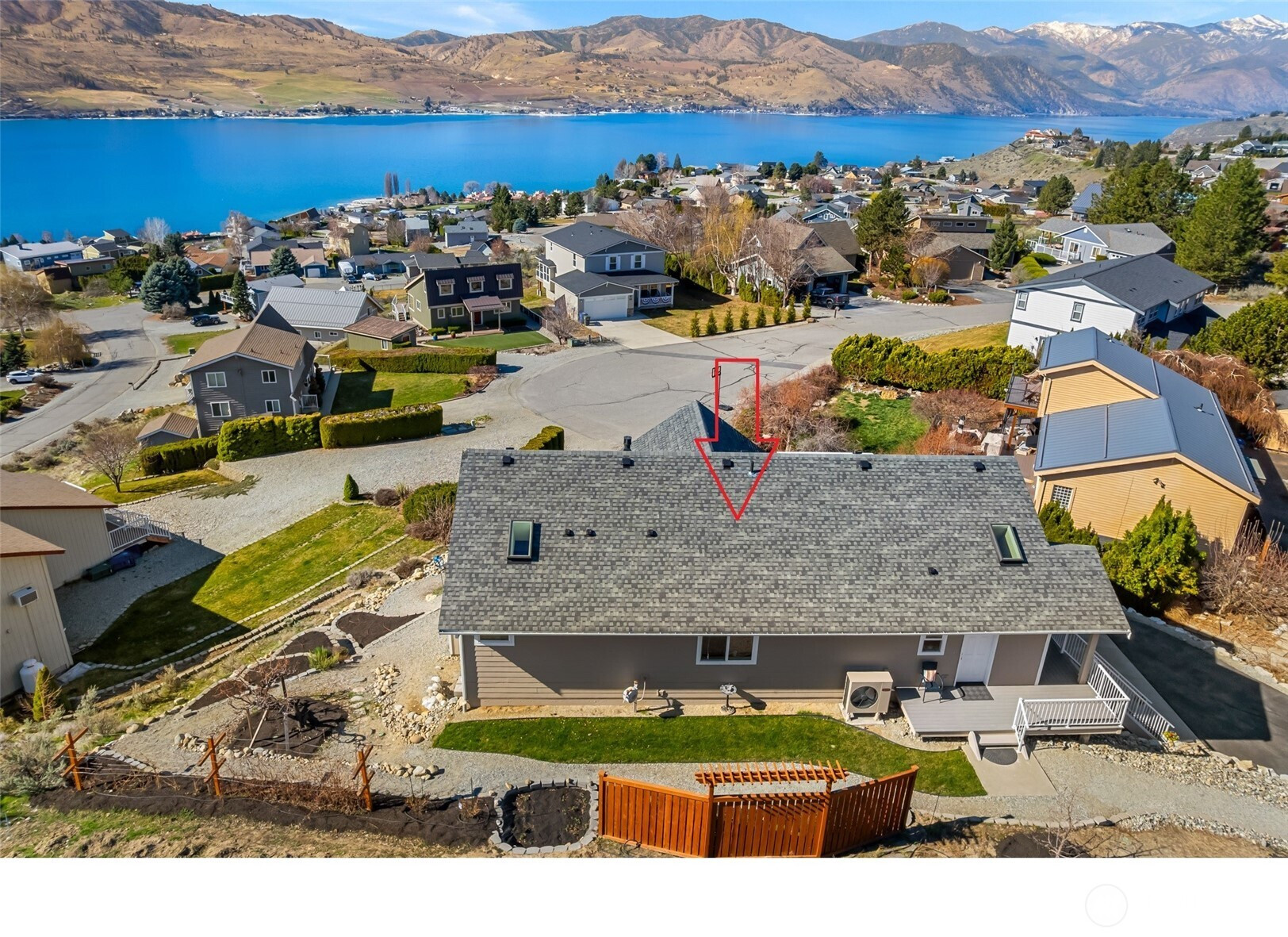 204 Stehekin Way, Chelan, WA 98816