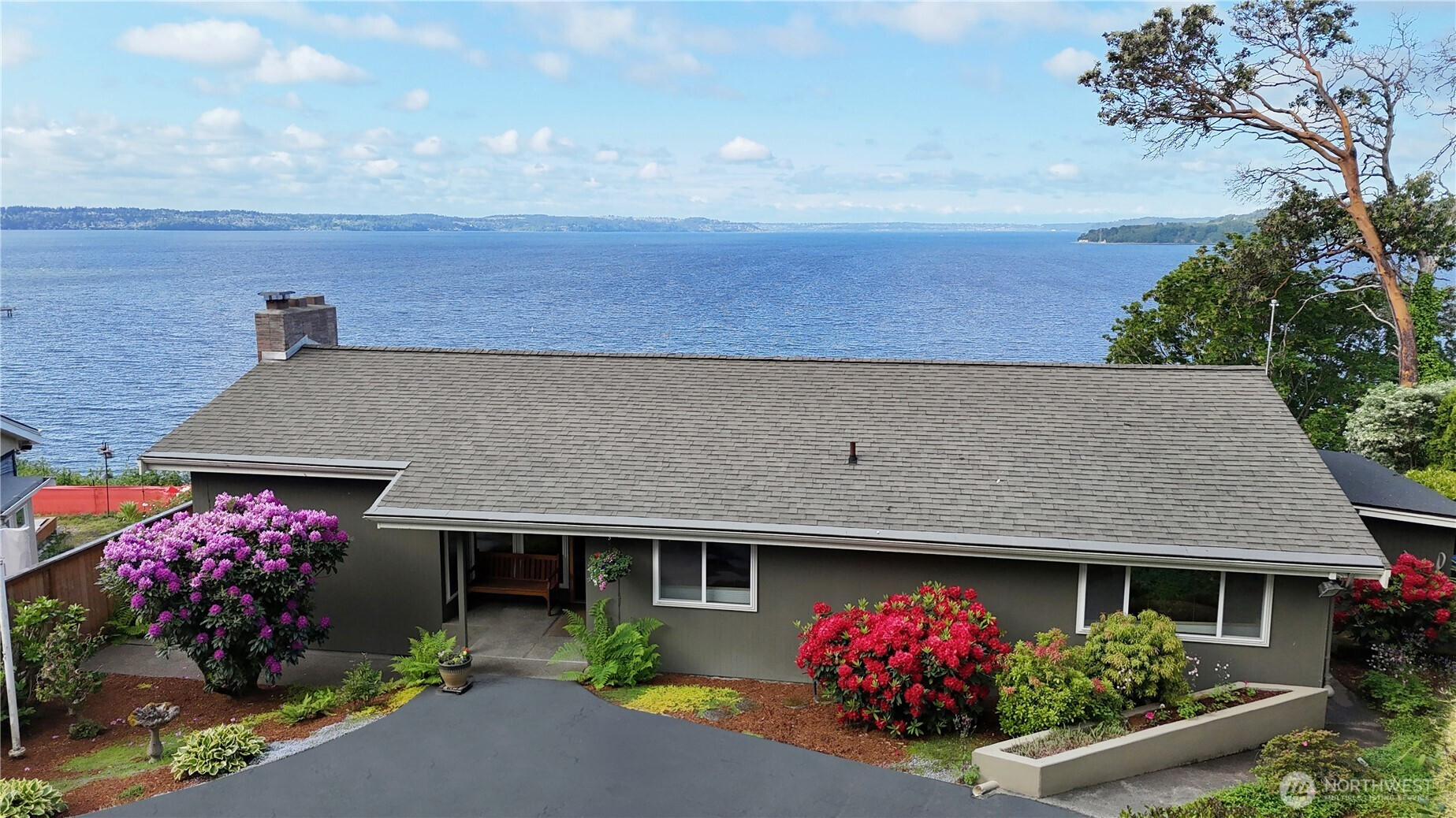 21553 1st Court S, Normandy Park, WA 98198