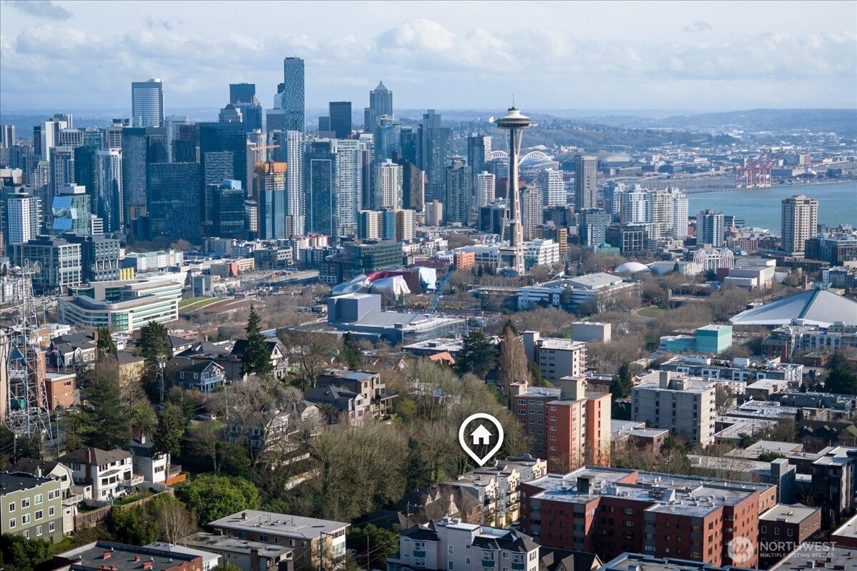 1310 Queen Anne Avenue N, Seattle, WA 98109