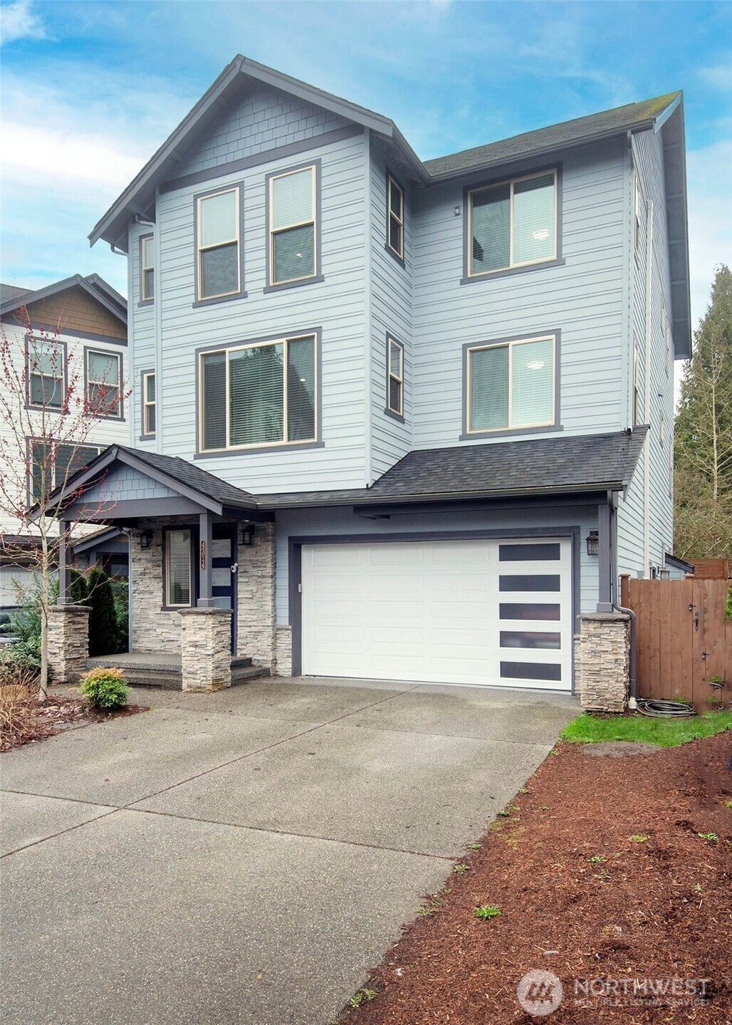 4314 137th Place SW, Lynnwood, WA 98087