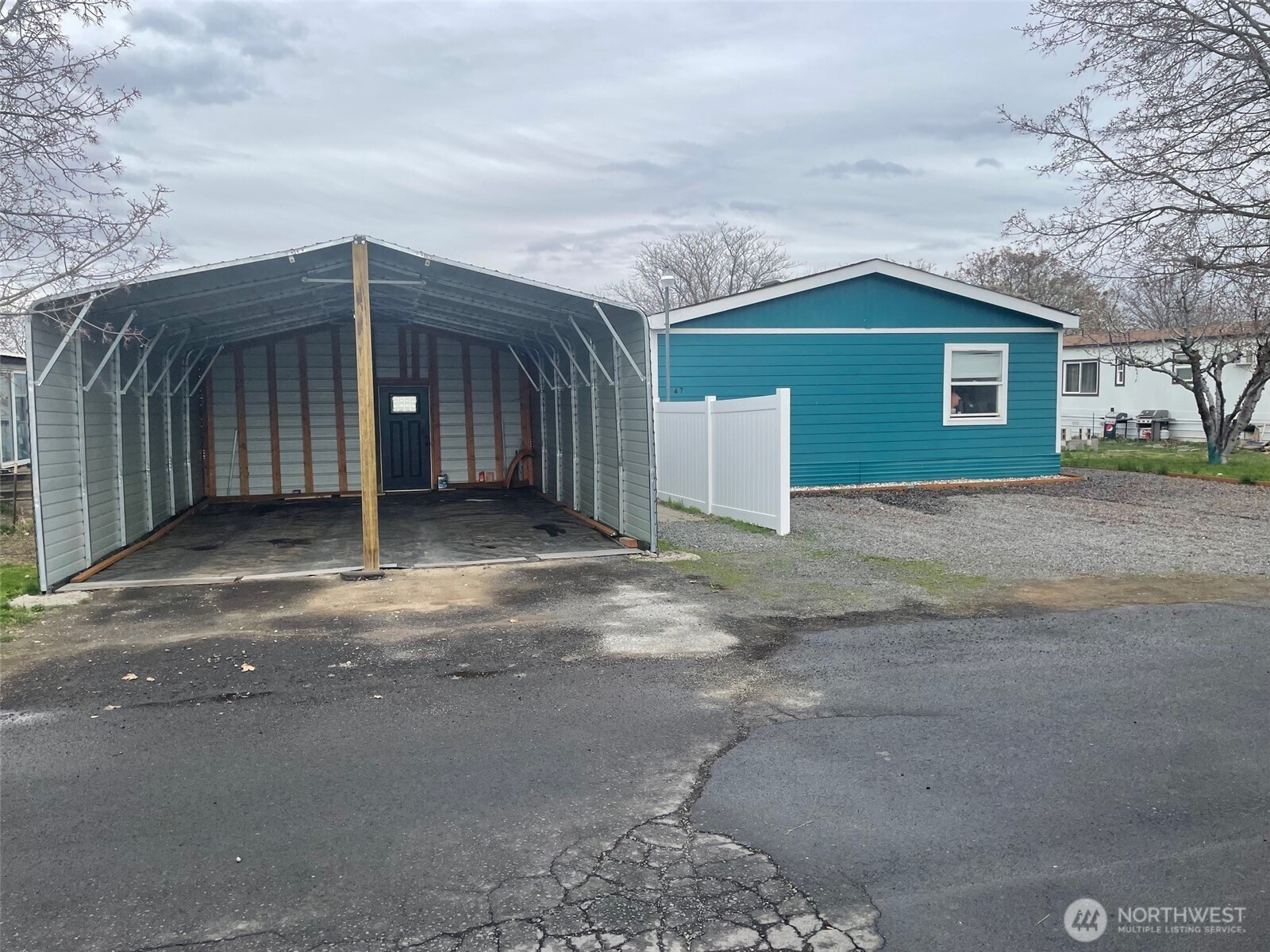 3057 Road H NE, Moses Lake, WA 98837