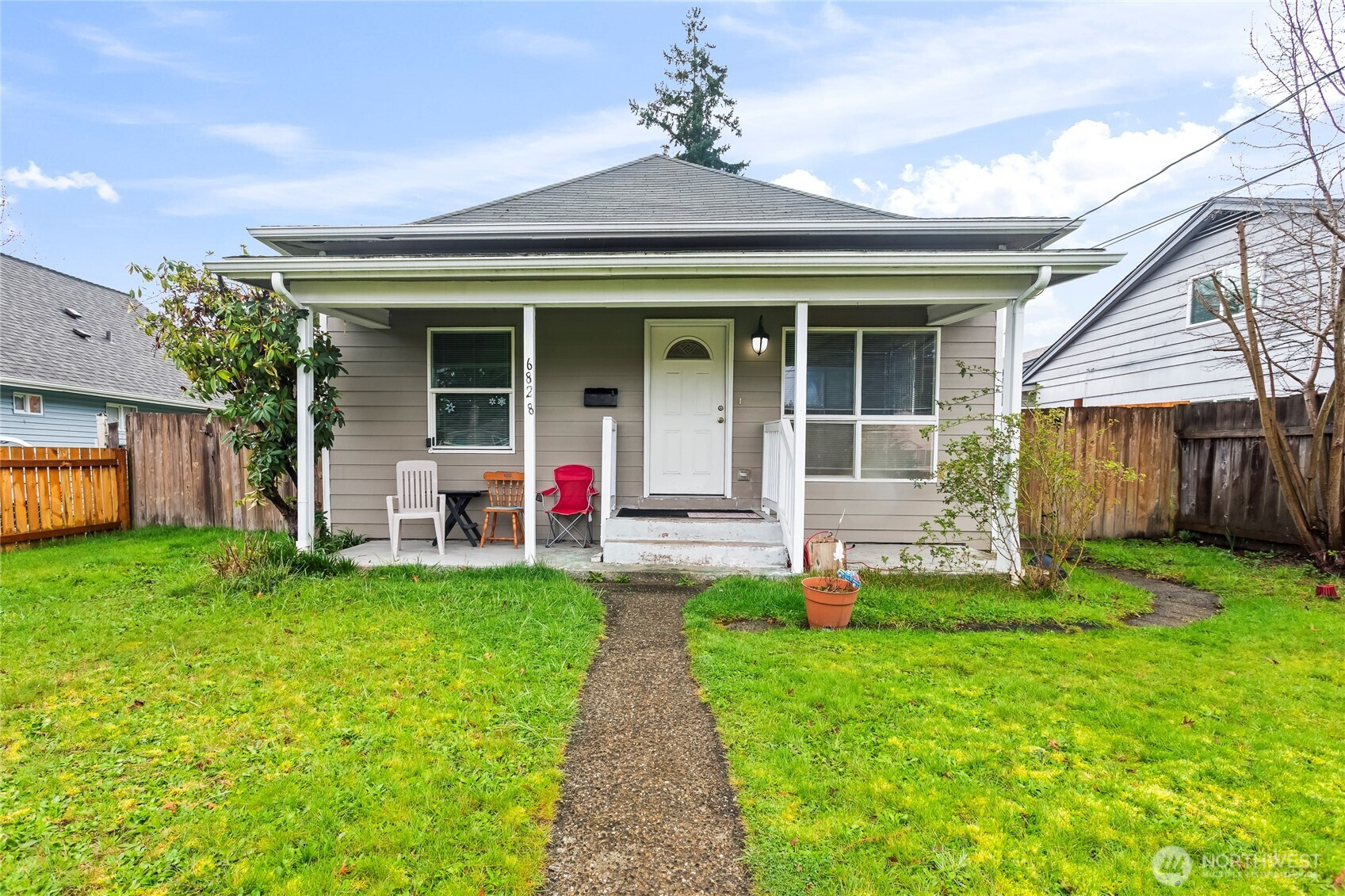 6828 Yakima Avenue, Tacoma, WA 98408
