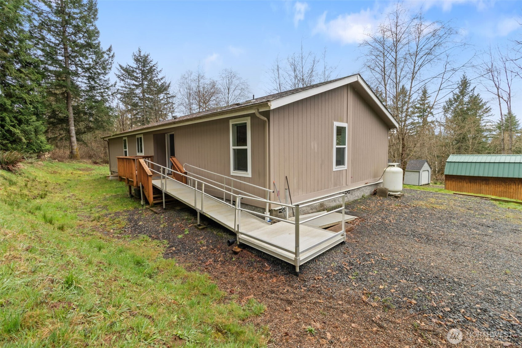 126 Burchett Rd, Onalaska, WA 98570
