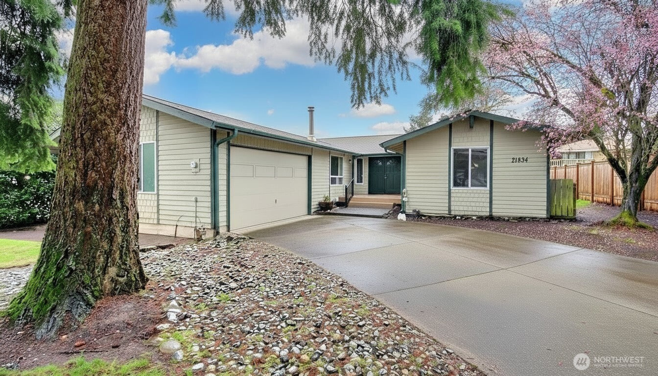 21834 SE 265th Way, Maple Valley, WA 98038
