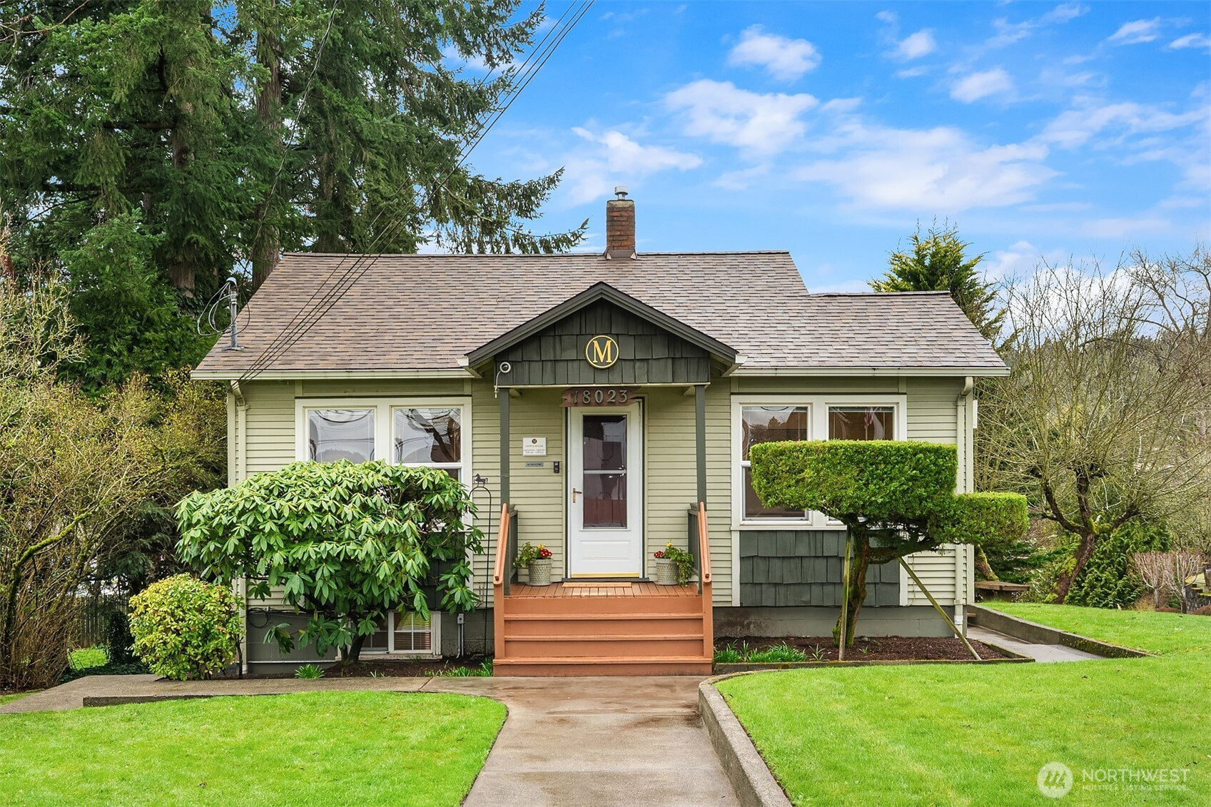18023 62nd Avenue NE, Kenmore, WA 98028