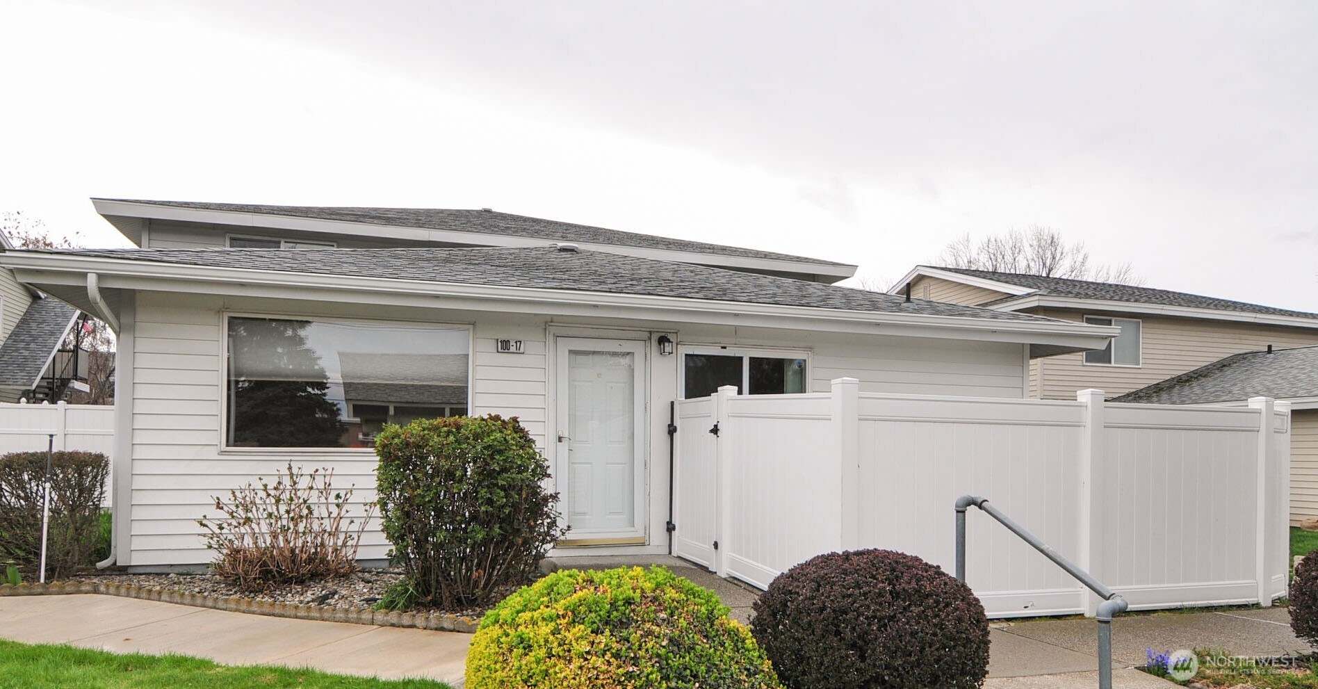 100 Simon Street, East Wenatchee, WA 98802