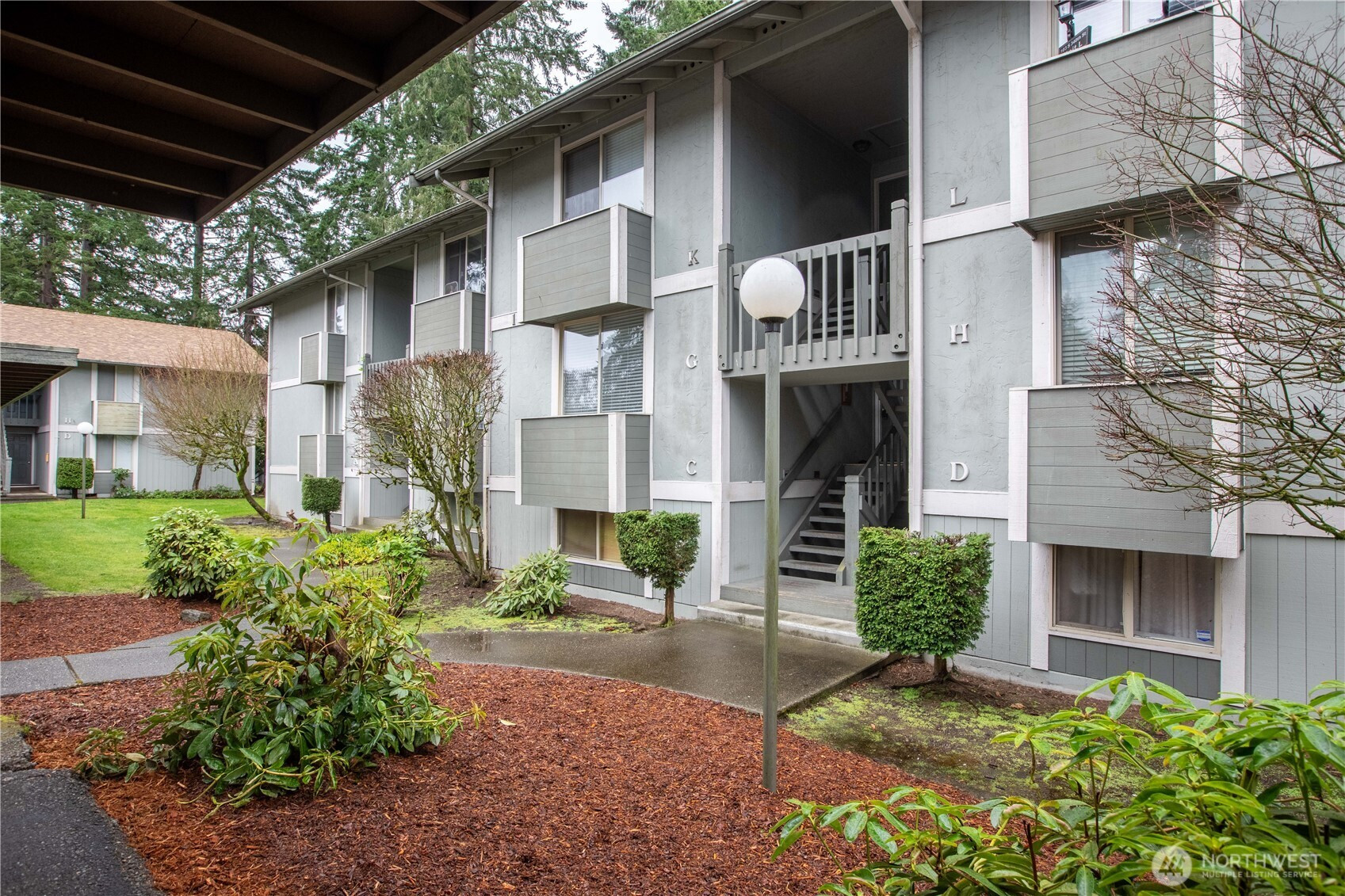 103 S 340th Street, Federal Way, WA 98003