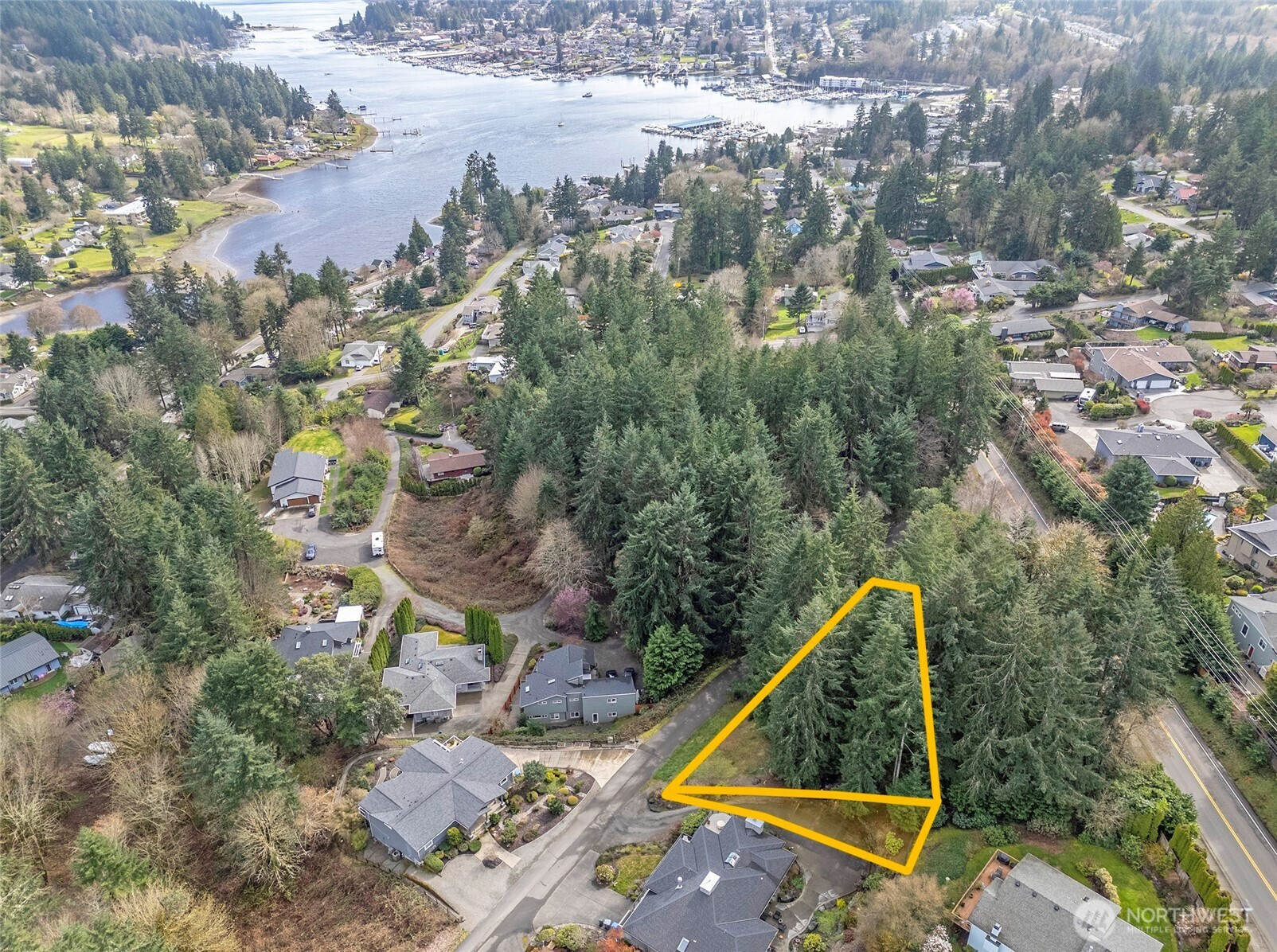 9806 Sari Lane, Gig Harbor, WA 98332