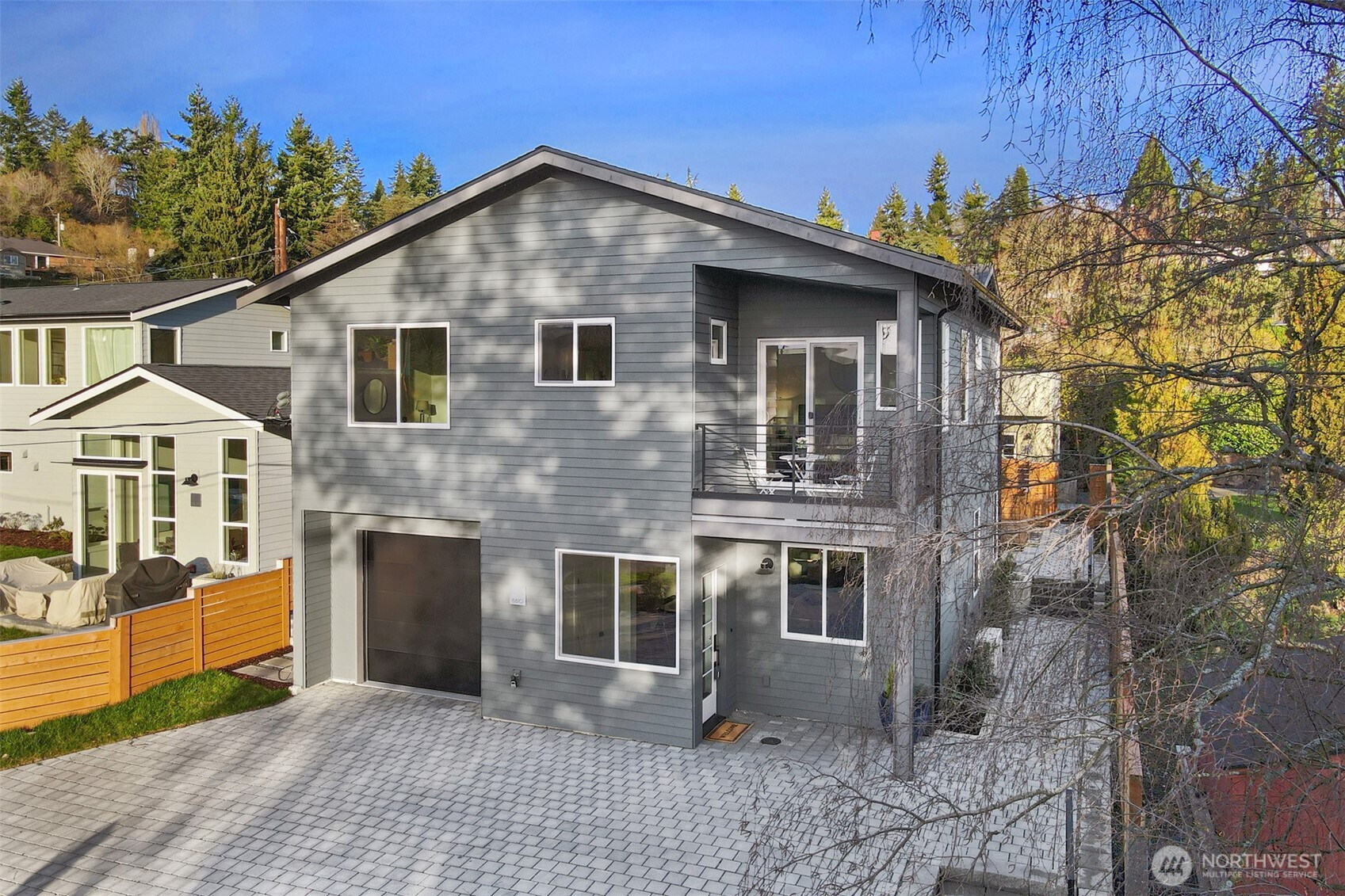 8810 41st Avenue SW, Seattle, WA 98136