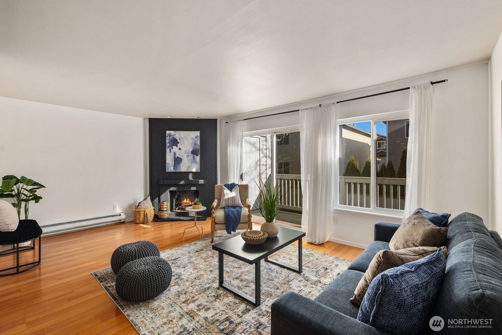 8823 Holly Drive, Everett, WA 98208