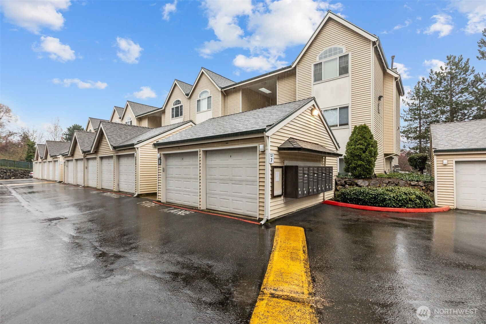 440 Maple Ave SW Avenue SW, Renton, WA 98057