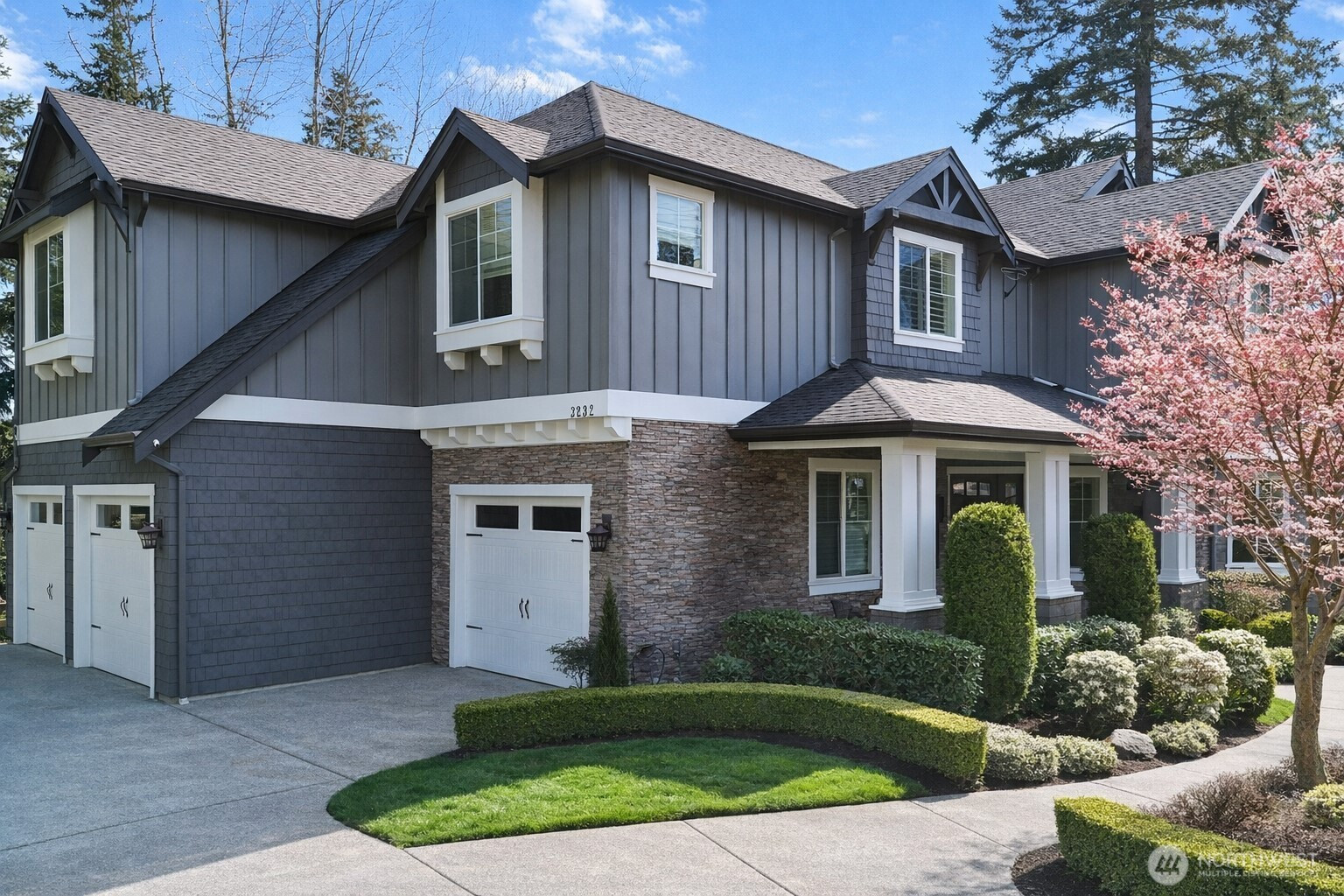 3232 112th Avenue SE, Bellevue, WA 98004