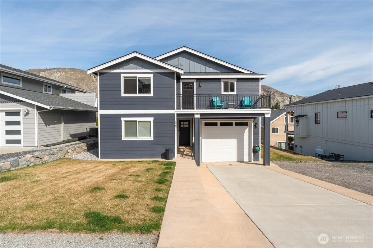 225 E Marine View Drive, Orondo, WA 98843