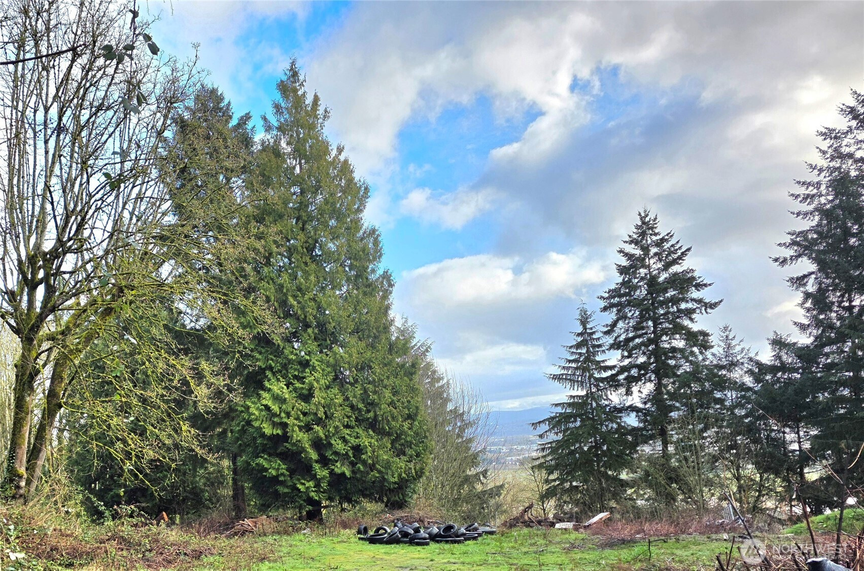 21211 35th Avenue S, SeaTac, WA 98198