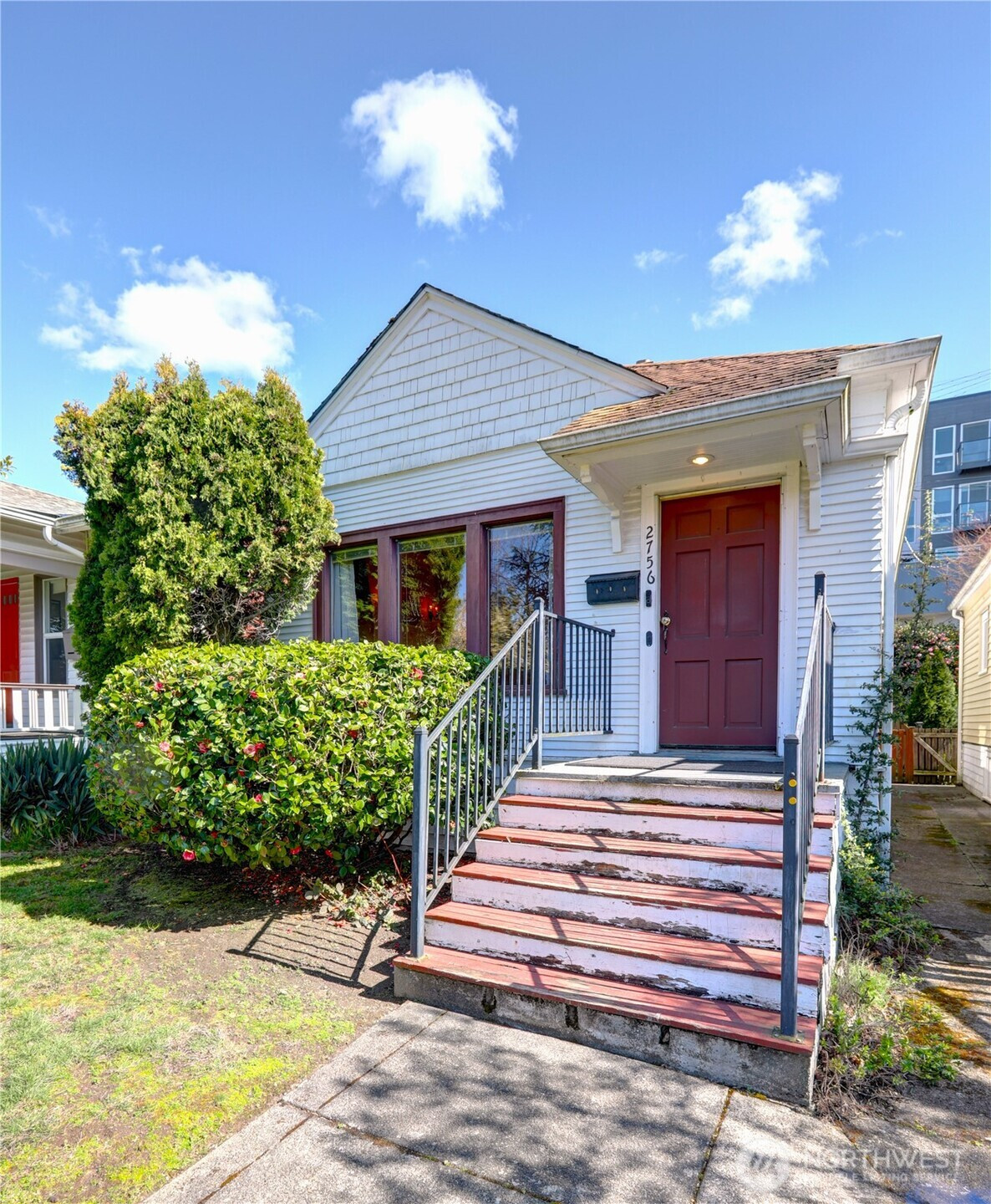 2756 44th Avenue SW, Seattle, WA 98116