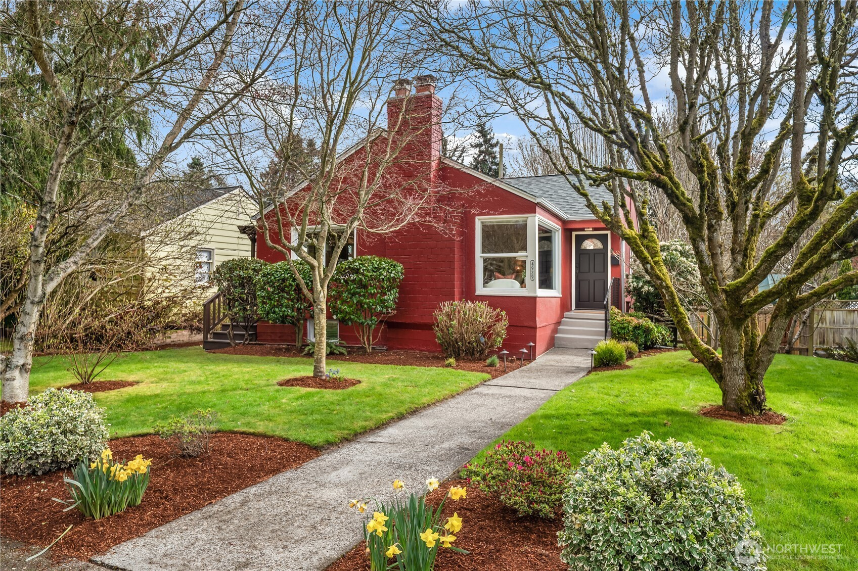 4929 SW Dawson Street, Seattle, WA 98136