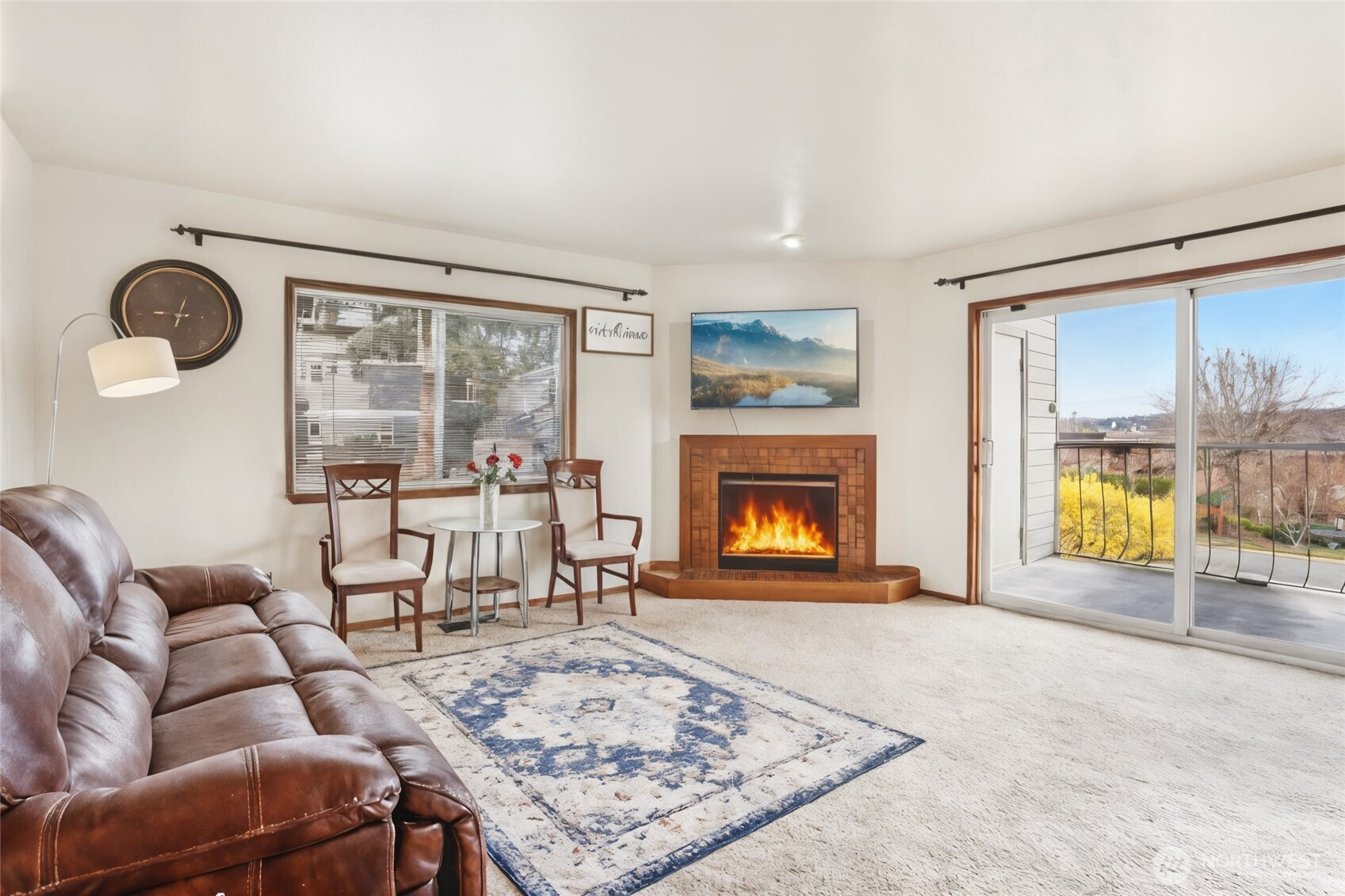 17440 NE 38th Street, Redmond, WA 98052