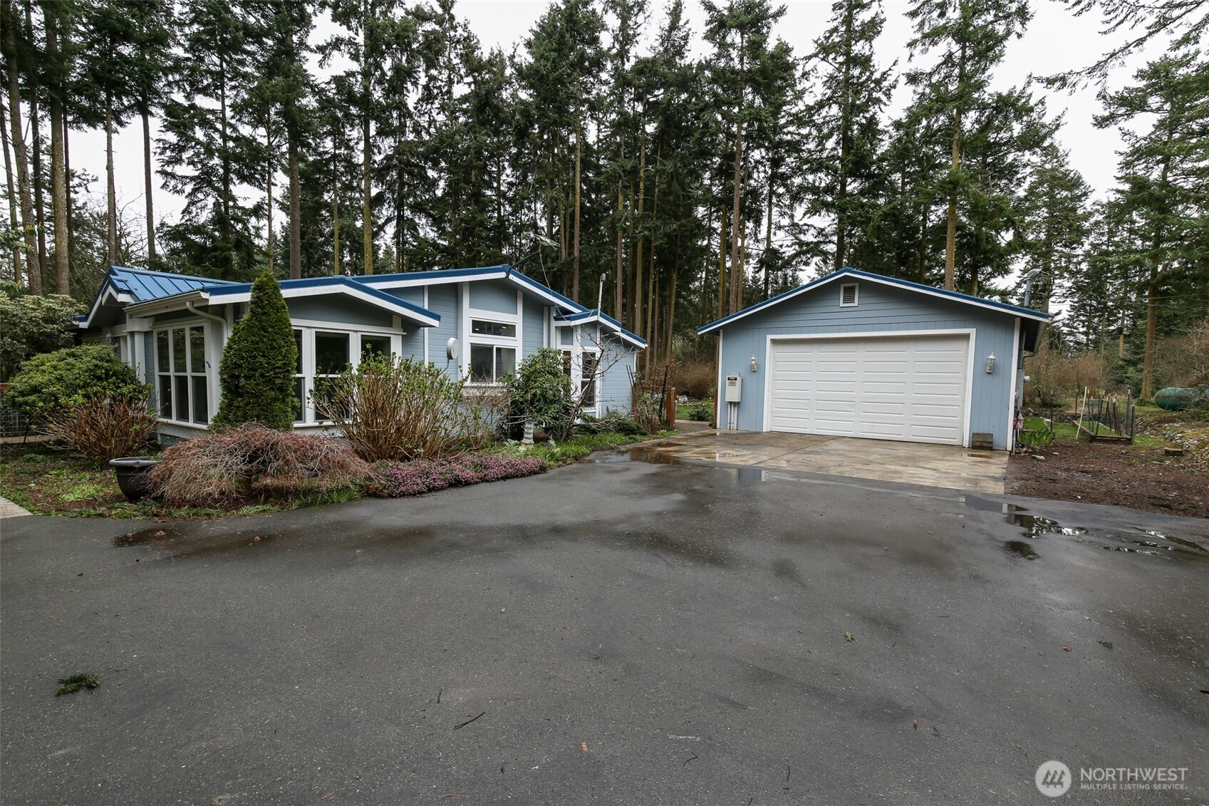 2306 Wellman Place, Oak Harbor, WA 98277