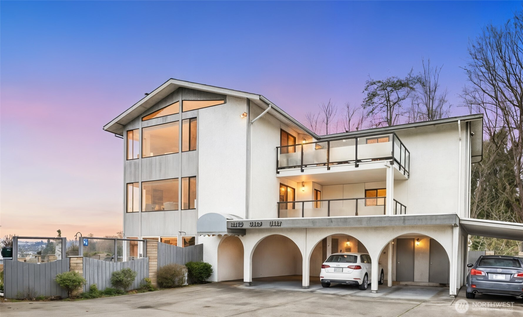 3113 W Harley Street, Seattle, WA 98199