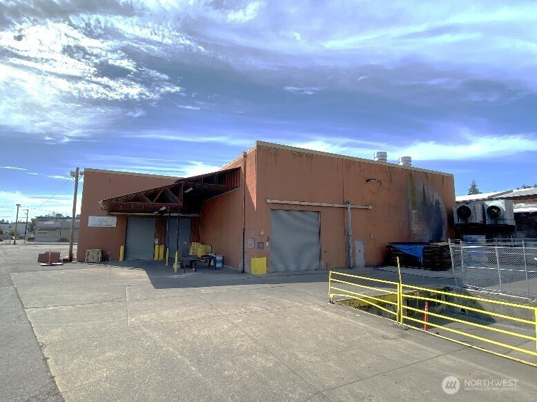 2926 S Steele Street, Tacoma, WA 98409