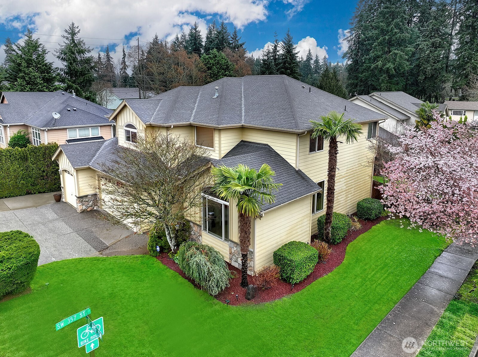35638 8th Avenue SW, Federal Way, WA 98023