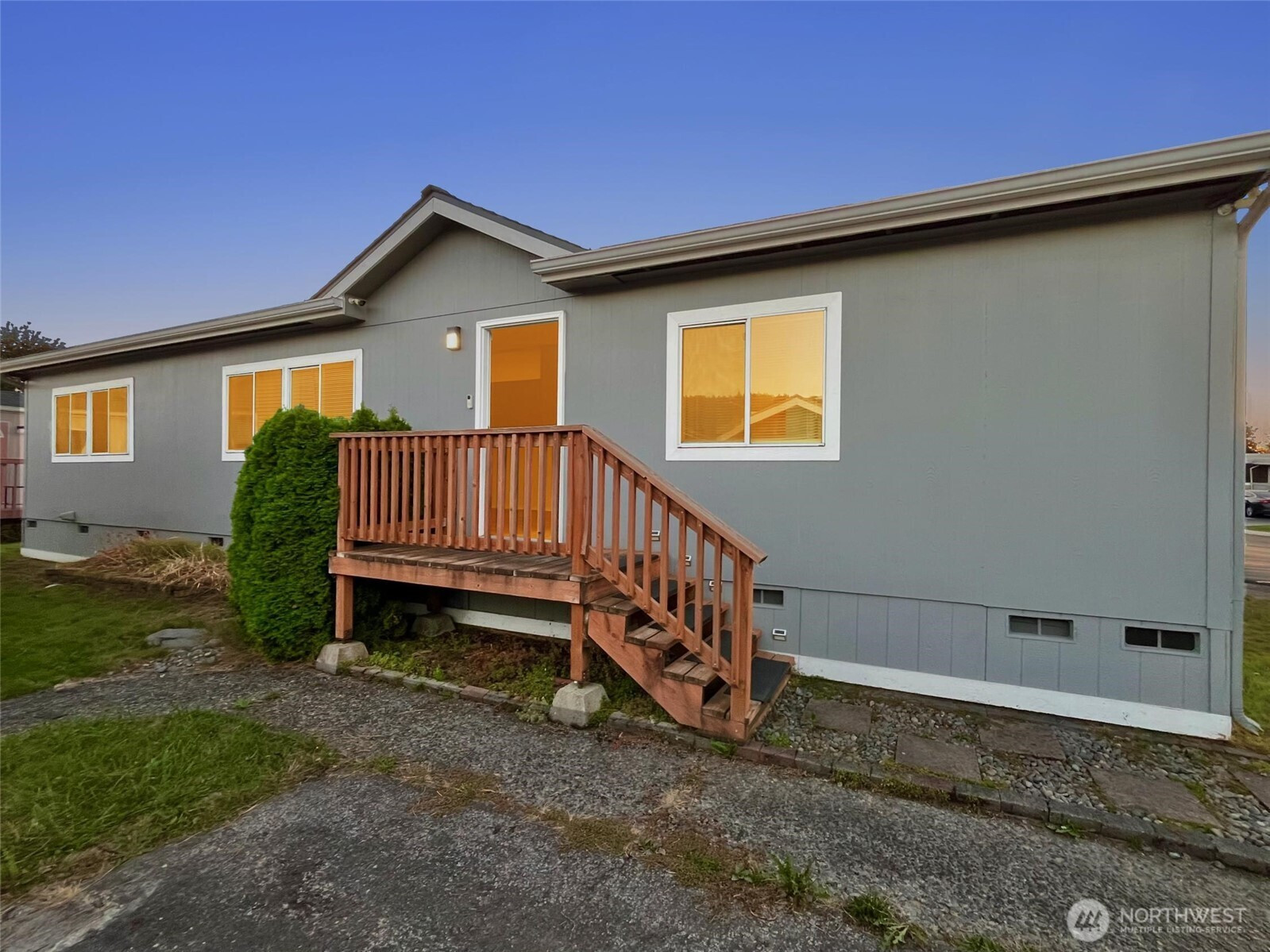 210 37th Street SE, Auburn, WA 98002