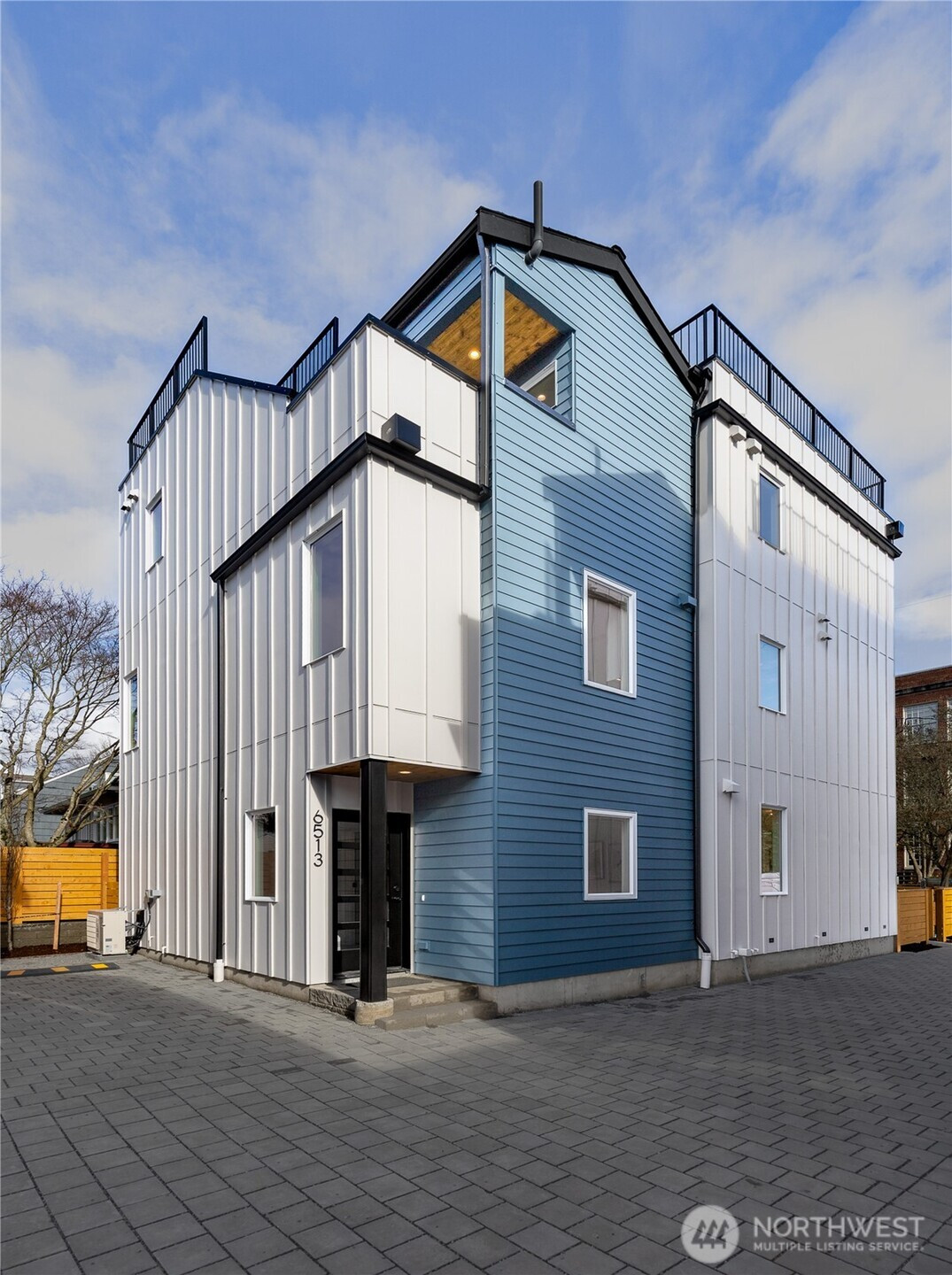 6507 19th Avenue NW, Seattle, WA 98117