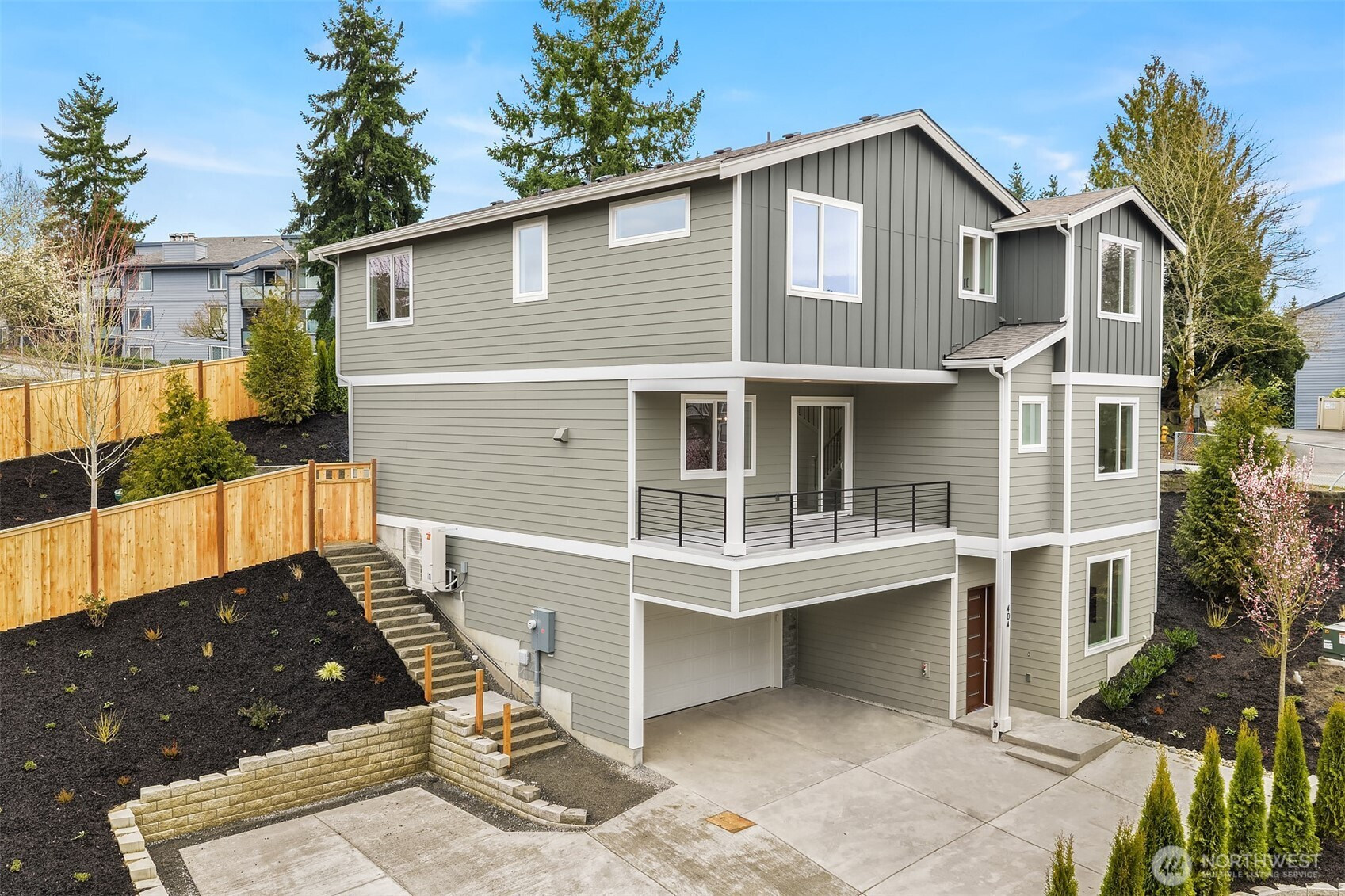 404 Edmonds Ave NE, Renton, WA 98056