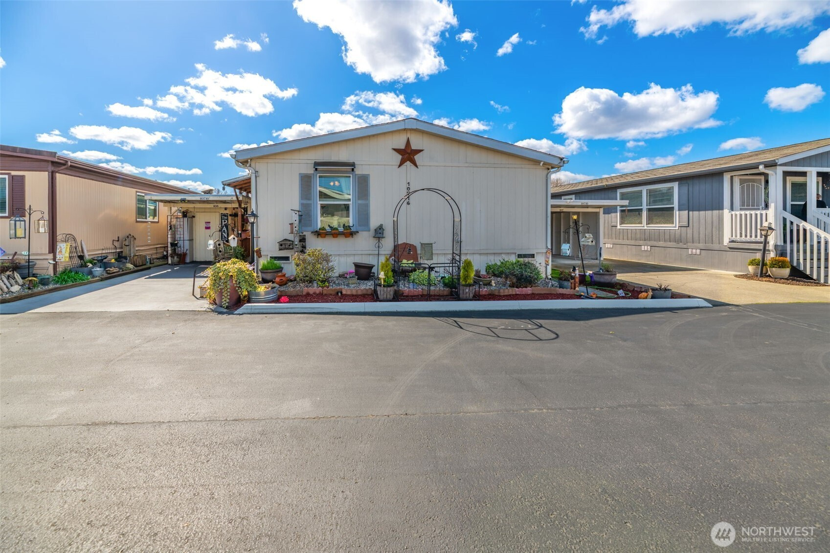 10716 61st Street E, Puyallup, WA 98372